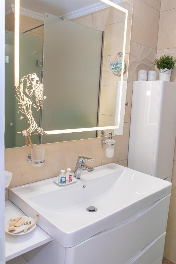 Liston Suites Anastasia コルフ島 エクステリア 写真
