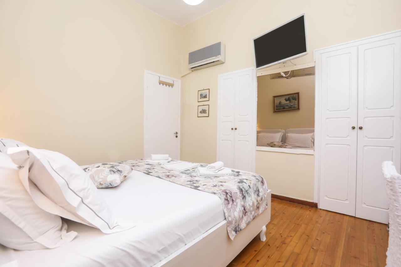 Liston Suites Anastasia コルフ島 エクステリア 写真