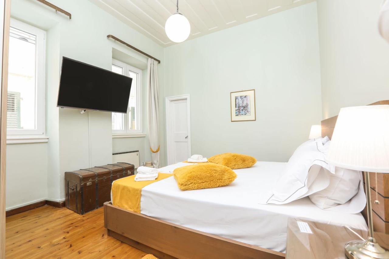 Liston Suites Anastasia コルフ島 エクステリア 写真